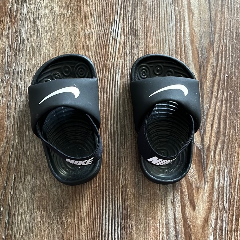 Nike Black & White Toddler Slide Sandals